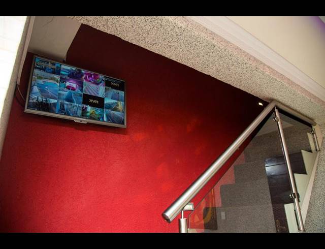 4 BEDROOM HOUSE FOR SALE IN FISHERS HILL